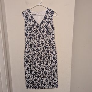 Chetta B White And Blue Dress Sleeveless Size 6 P